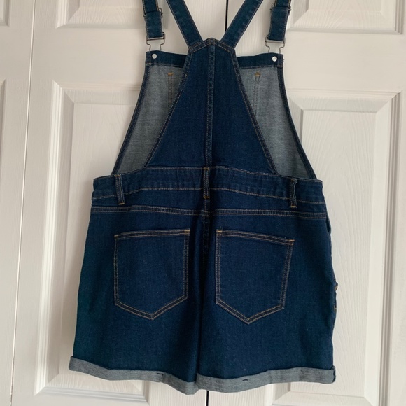 Modcloth overall denim shortalls. Size large - Picture 4 of 5